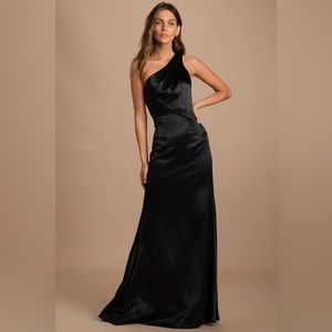 NWT Lulus black satin one shoulder formal dress